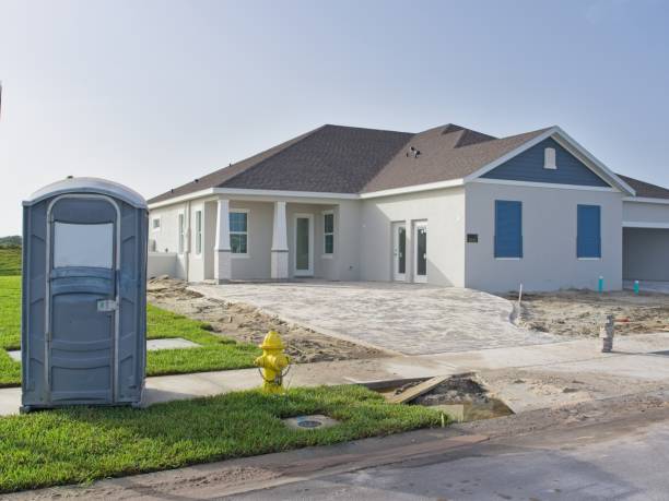 Portable Toilet Options We Offer in Lake Fenton, MI